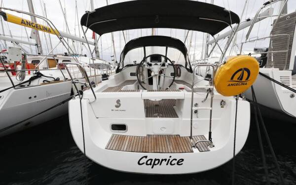 Oceanis 34, Caprice